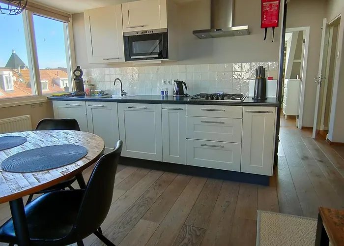 Zeehuis & * ザントフォールト