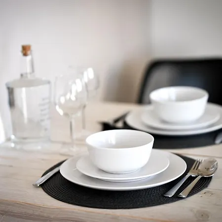 アパート Zeehuis & *